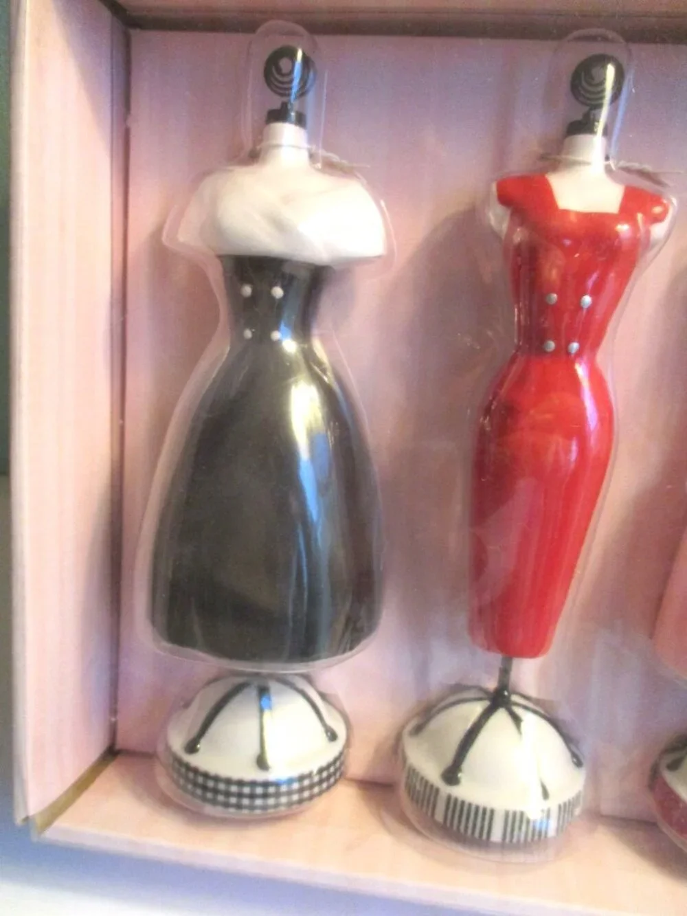 *'Barbie' Hallmark Photo Holders - NIB - Set Of 3 - Black Red Pink Dress Design